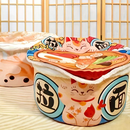 Panier pour chat en bol de ramen japonais avec motifs maneki-neko et couvercle décoré.