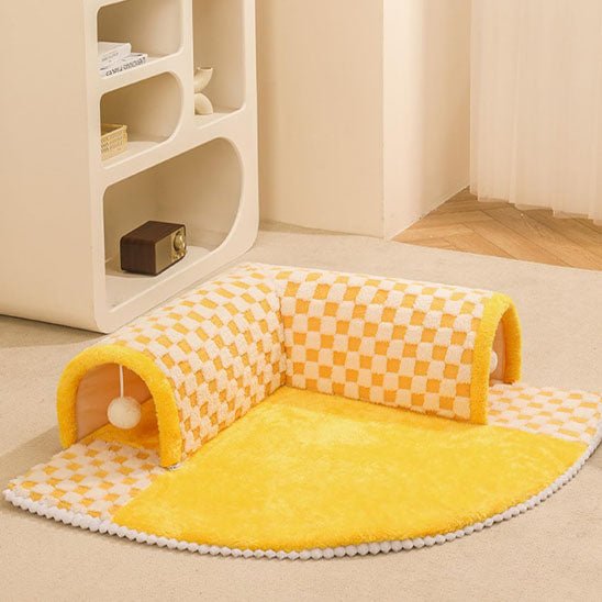 Tunnel pour chat ChatFit™ en peluche jaune – tapis confortable et tunnel amovible pour chats actifs