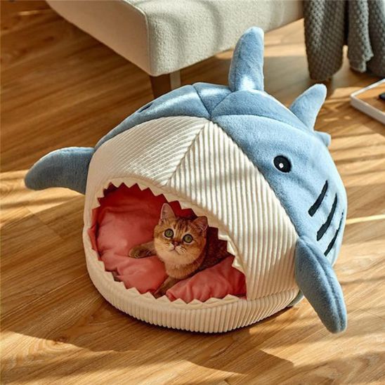 Niche pour chat design Ronquin vue de face avec chat assis à l’intérieur