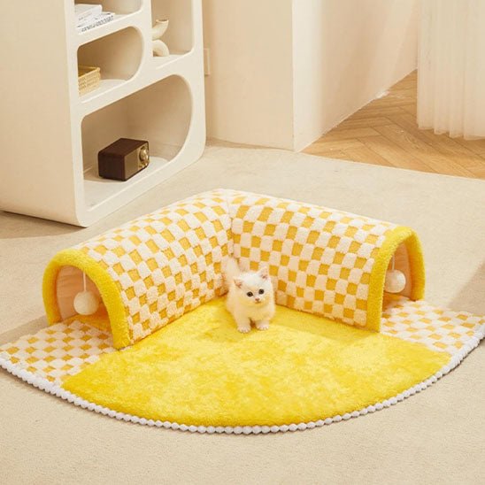 Tunnel pour chat 2-en-1 ChatFit™ avec tapis moelleux et balle suspendue – espace de repos et de jeu pour chat