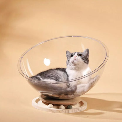 chat recroquevillé dans un couchage fermé offrant une protection rassurante et une base antidérapante
